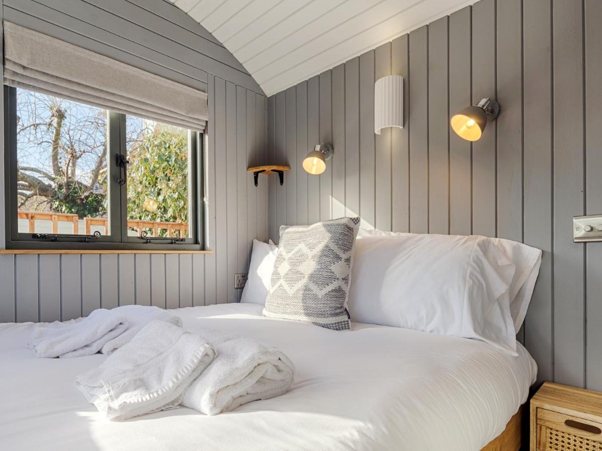 Pass The Keys Whitstable Shepherds Hut Minutes From The Harbour 외부 사진